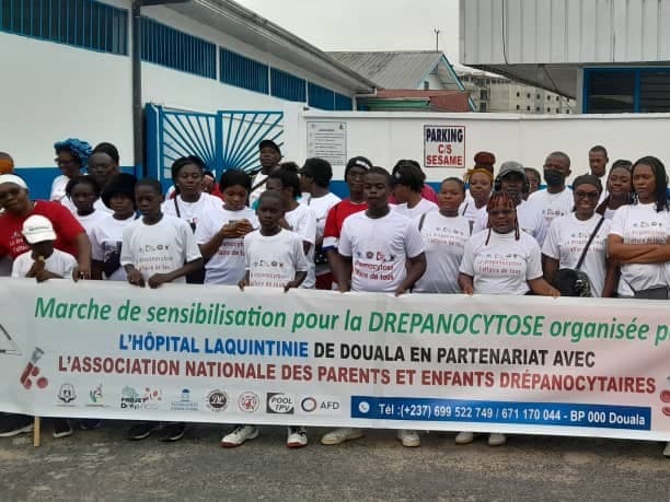 Marche de sensibilisation sur la drépanocytose à Douala.